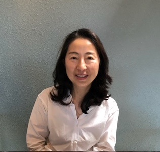 Portrait of Michelle Lee